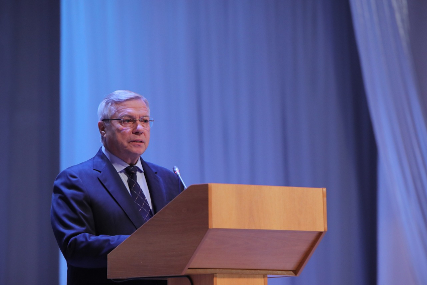 Бастрыкин потребовал снять неприкосновенность с донского экс-губернатора Голубева 