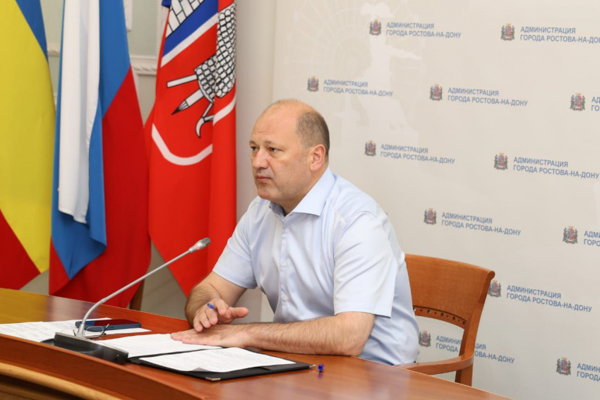 В Ростове ввели режим ЧС после атаки беспилотника на дом в Кировском районе