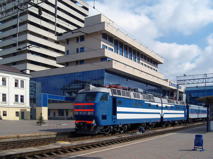 Нововведение по отправке посылок пассажирами запускается в главном железнодорожном вокзале Ростова