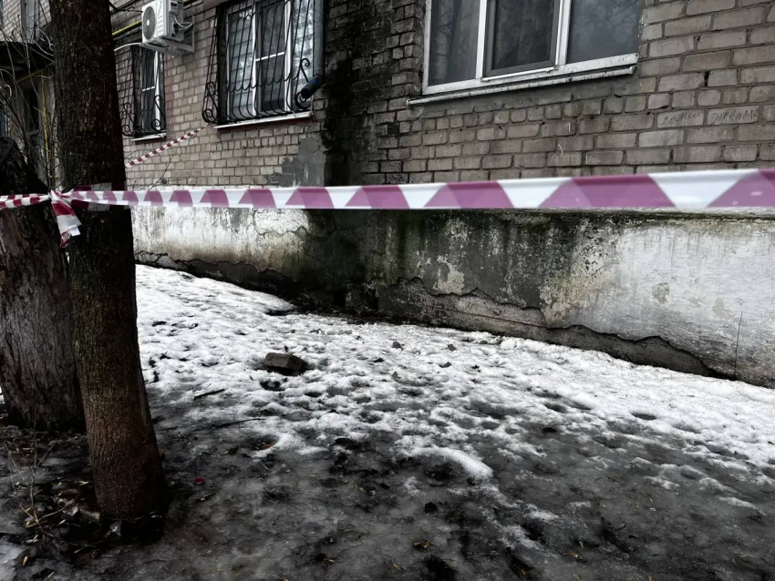 В Ростовской области из-за обрушения кирпичной кладки в жилом доме возбуждено дело