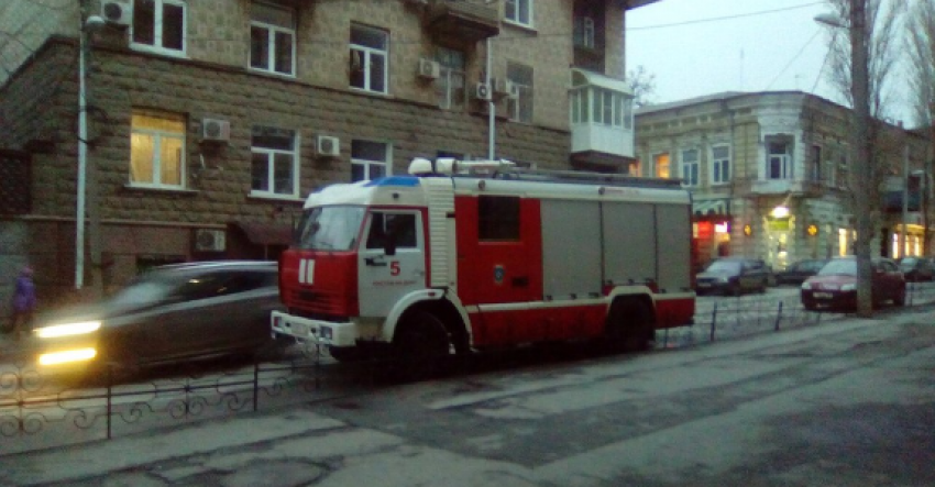 В Ростове при пожаре погиб мужчина 