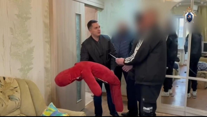 Мужчина подробно рассказал, как убил возлюбленную и зарезал сестру в Батайске