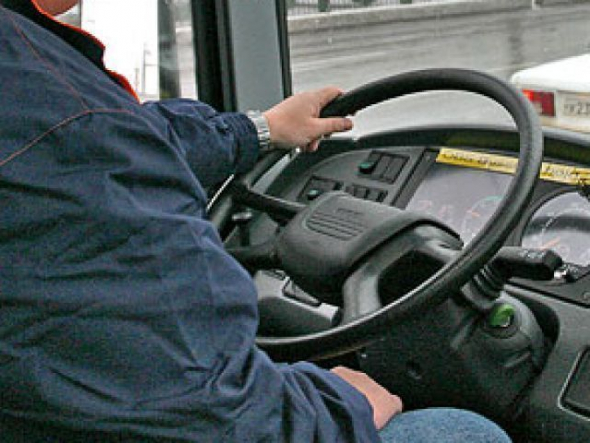 В Ростове поймали водителя автобуса, который был лишён прав за пьянство
