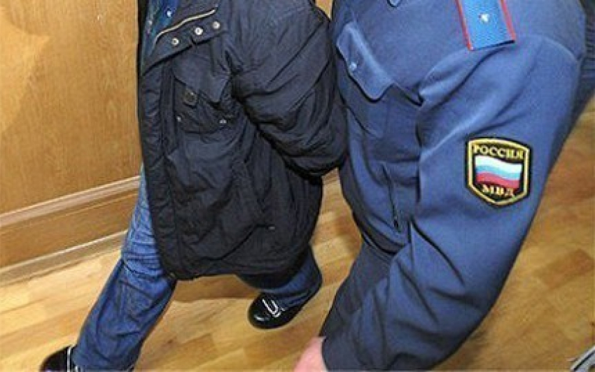 Ростовчанину дали пять суток ареста за брань в адрес полицейского