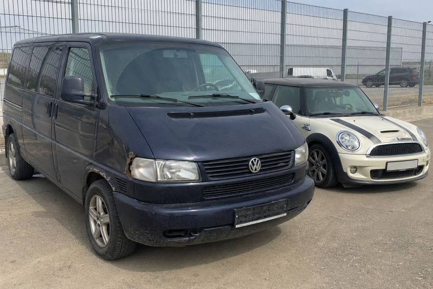 В Ростовской области на торги выставили конфискованные таможней иномарки