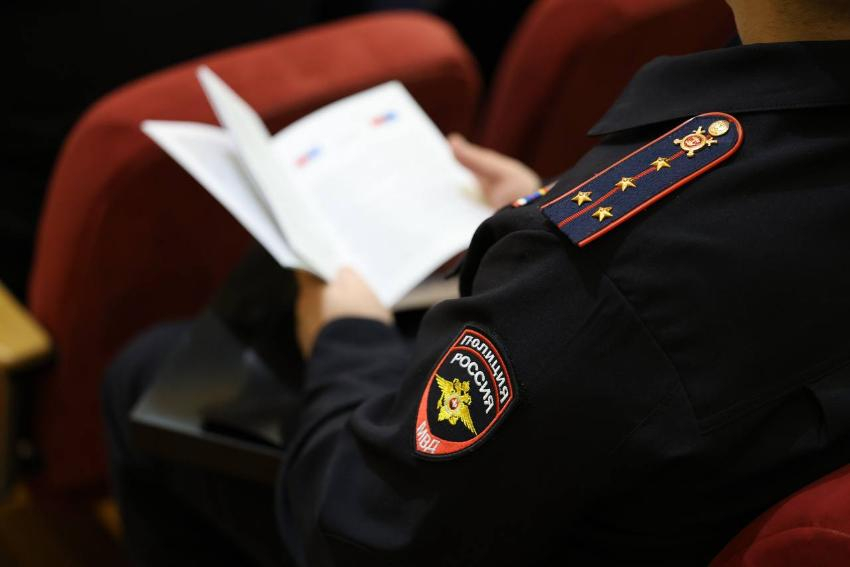 В Ростове задержали 18-летнего парня с набором запрещенных веществ