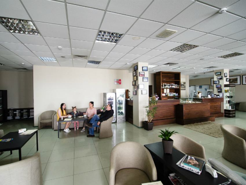 Бесплатное обслуживание в бизнес-залах аэропорта Ростова предоставят ветеранам в майские праздники