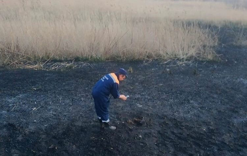 При тушении пожара в Ростове спасатели нашли боеприпасы