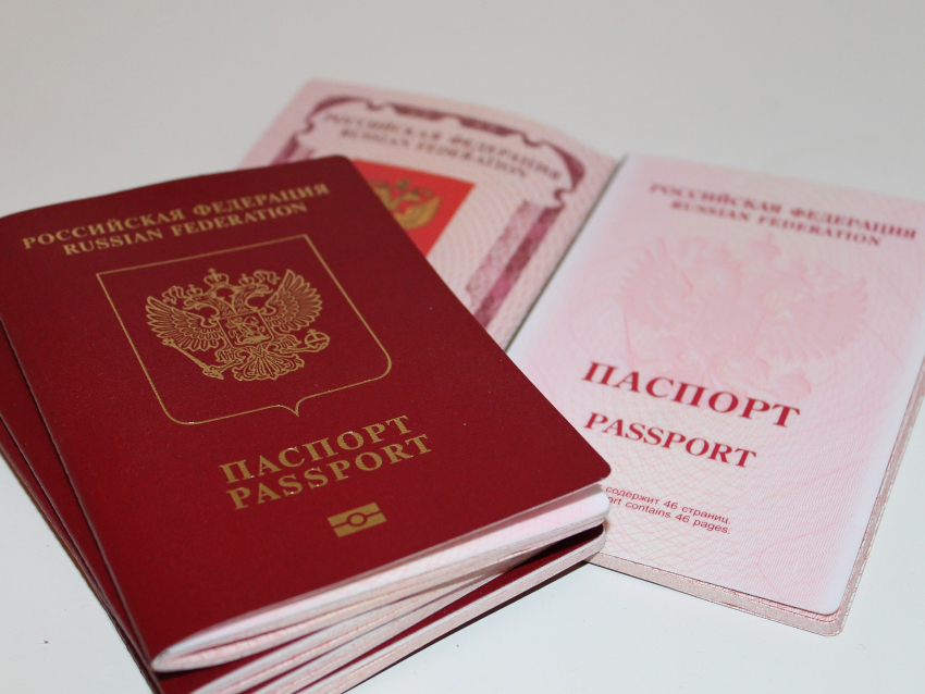 Жительница Воронежа брала кредиты на ростовчан, покупая их паспортные данные