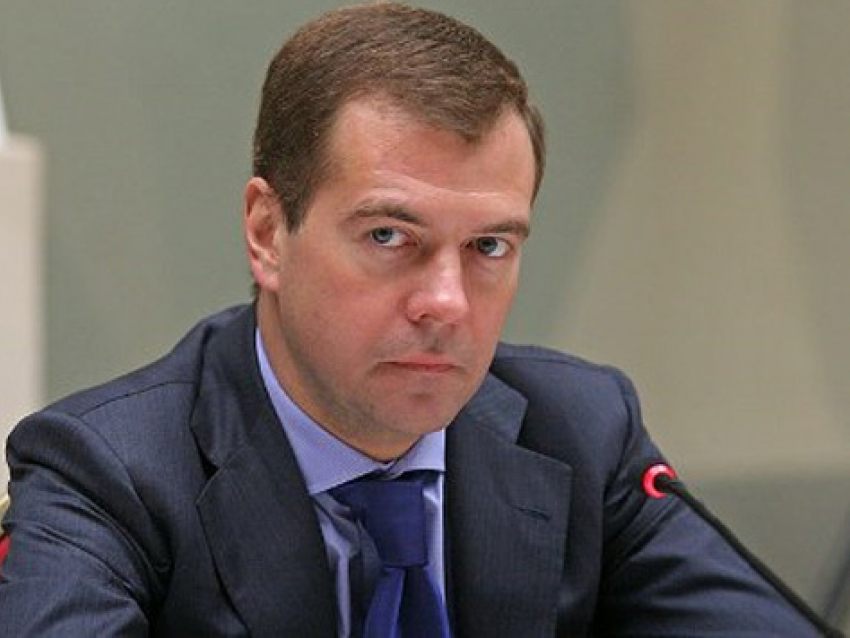 В Таганроге «единороссы» могут пострадать из-за использования цитаты Медведева