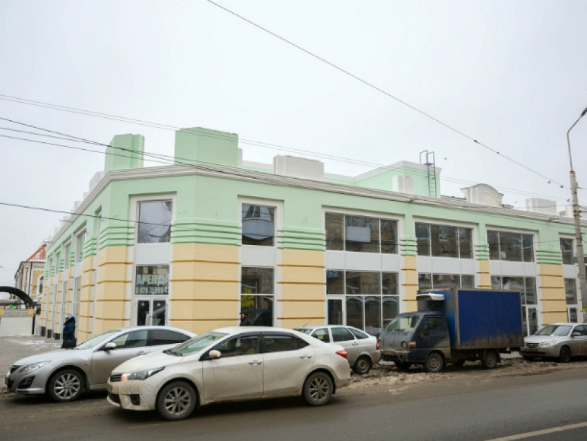 Скандальный «гиперларек Бояркина» в Ростове превратили в здание с современным дизайном