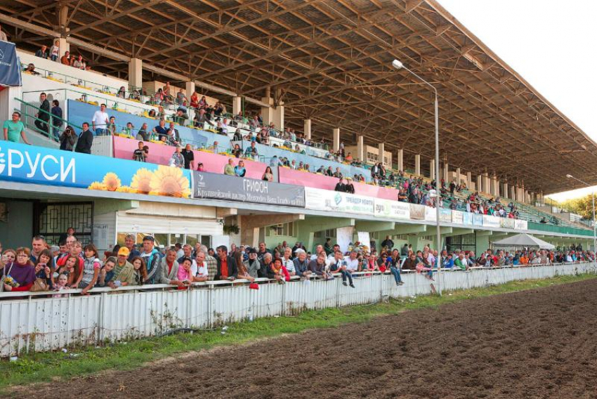 Ростовского ипподрома больше нет, но пока только юридически 