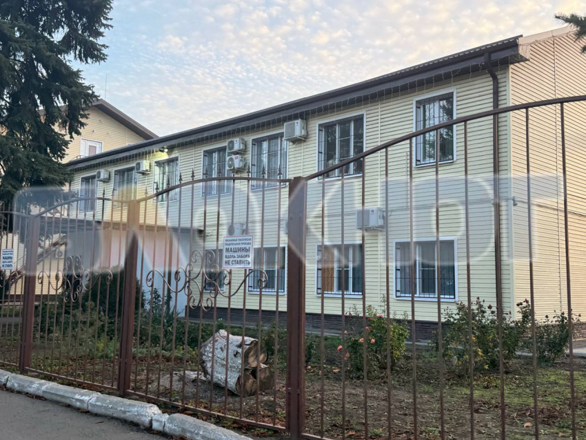 «А выходить нельзя»: под Ростовом нашли рехаб Хоботовой действующий даже после ее задержания 