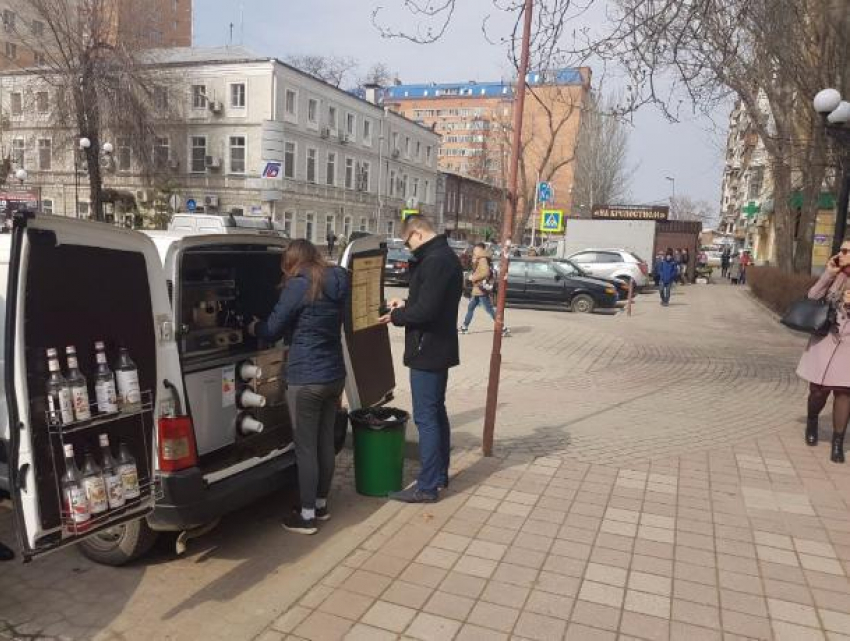 Мобильные кофейни с множеством нарушений были обнаружены в центре Ростова