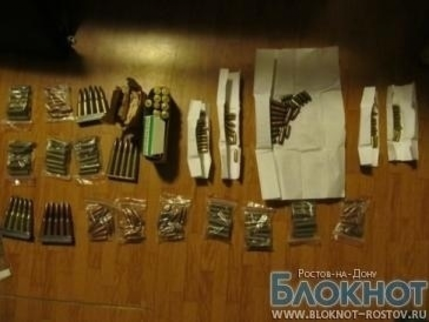 Ростовчанин продавал оружие и боеприпасы на «рынке коллекционеров» 