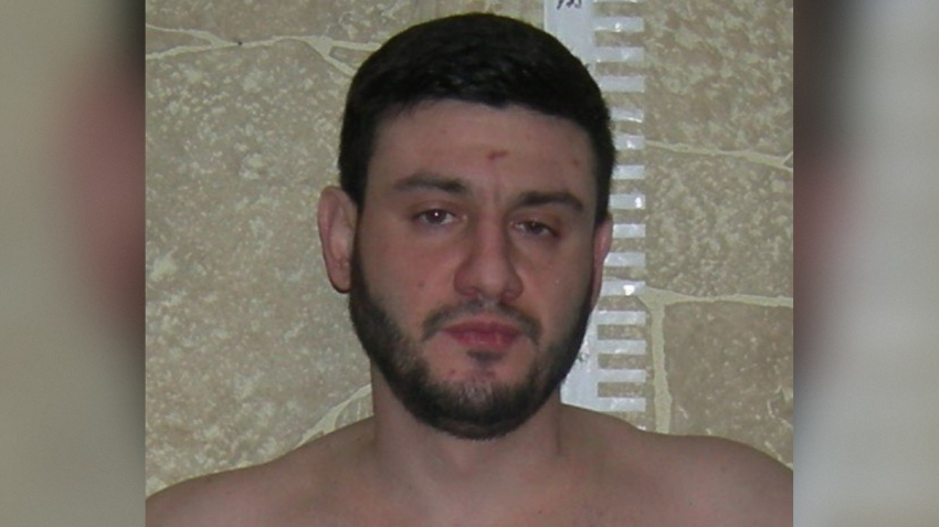 Сын-наркоман застрелил своих родителей из пистолета у них дома — источник