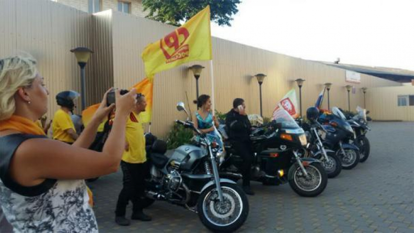 «Мироновские мотоинспекторы»: в Ростове по-прежнему на дорогах хамы и пробки