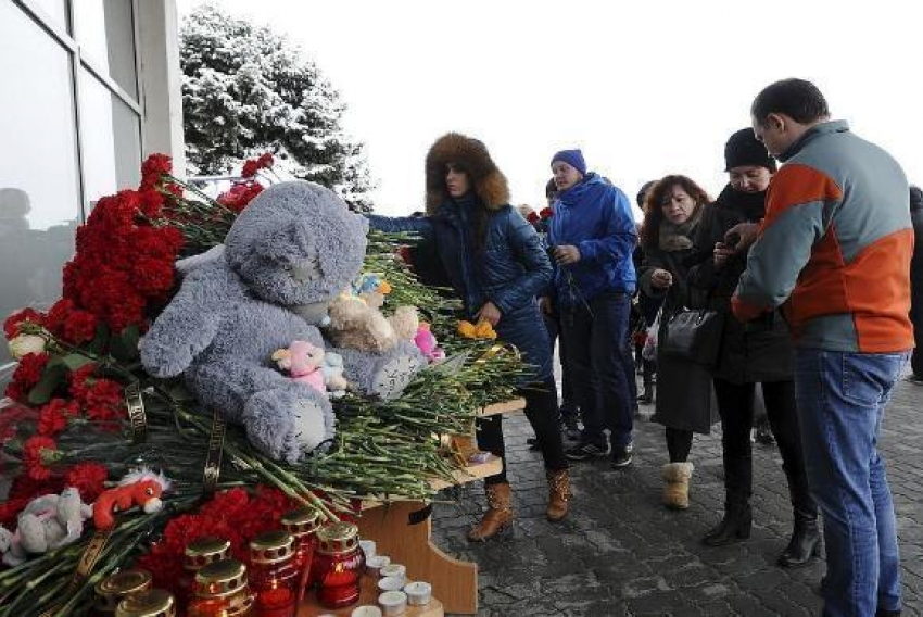 Родственники 27 жертв авиакатастрофы в Ростове получили компенсацию по два миллиона рублей