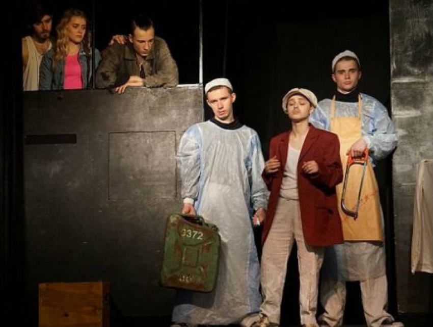 Два матерных слова поставили под удар карьеру талантливого педагога ростовского колледжа культуры