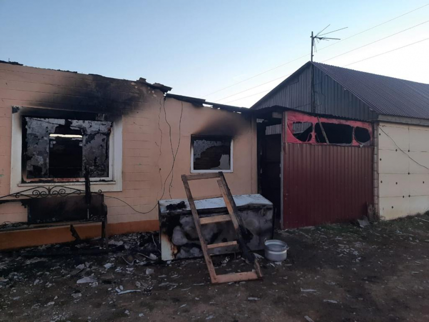 Годовалый ребенок погиб при пожаре в Ростовской области