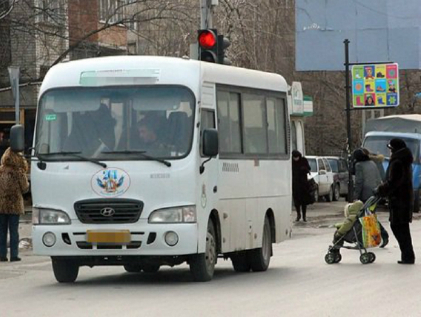 Внезапную проверку на чистоту городских маршруток решили устроить власти Ростова