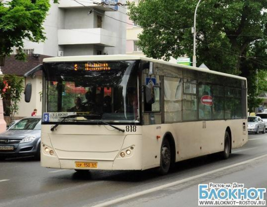 В Ростове маршрутка столкнулась с автобусом