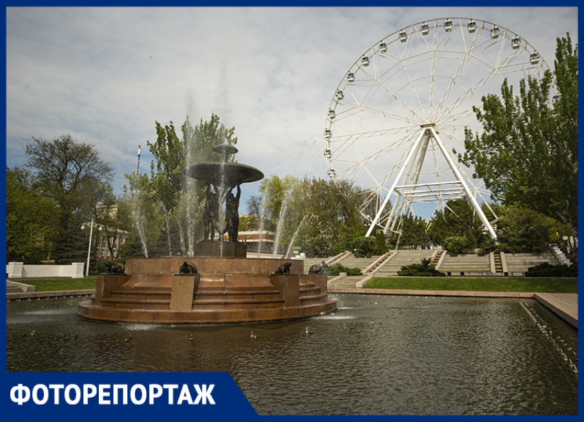 Часть фонтанов Ростова оказалась заполнена мусором в мае