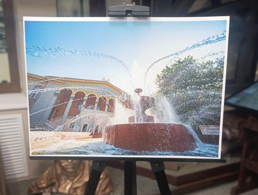 В честь Дня города в Ростове открылась фотовыставка «Ростов в объективе»