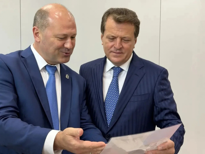 Глава Ростова Александр Скрябин совершил рабочую поездку в Казань