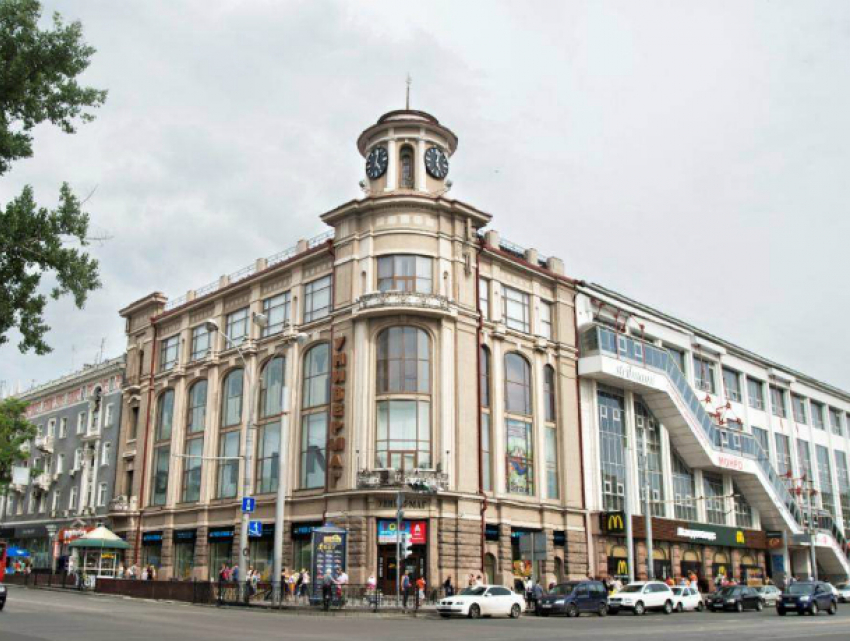 Вредная туристка раскритиковала Ростов и отдала звание Южной столицы Краснодару 