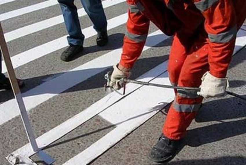 На дороги Ростова в 2016 году будет нанесено более 745 км разметки