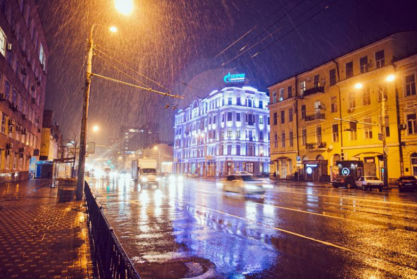 В Ростовской области объявили штормовое предупреждение из-за ветра