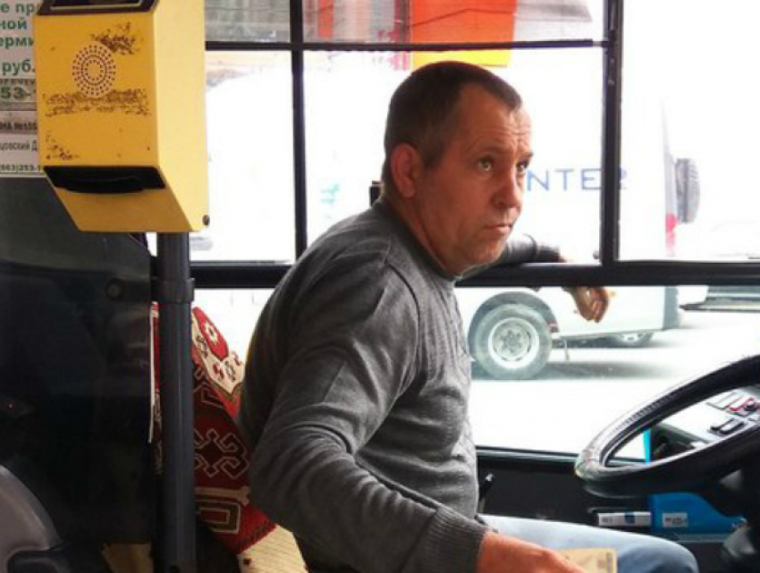 Спокойно курить в автобусе разрешил эмоциональный водитель всем ростовчанам