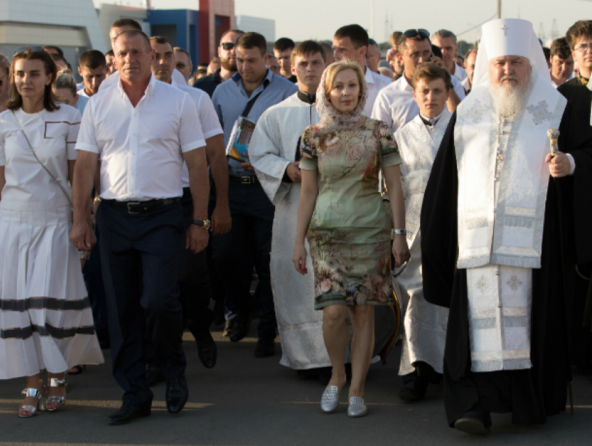 ГК «ЮгСтройИнвест» оказала поддержку в проведении крестного хода в Ставрополе