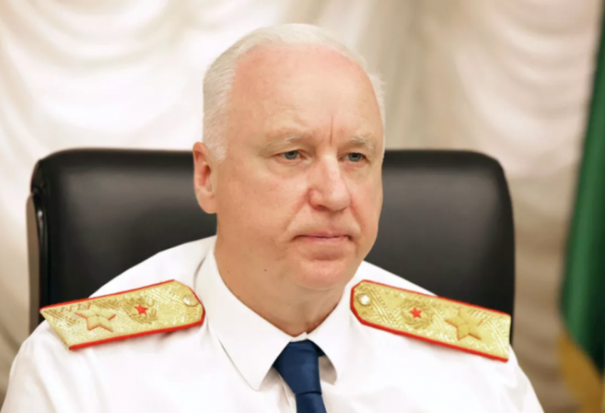 Бастыкин взял на контроль дело школьницы, которую избил одноклассник  