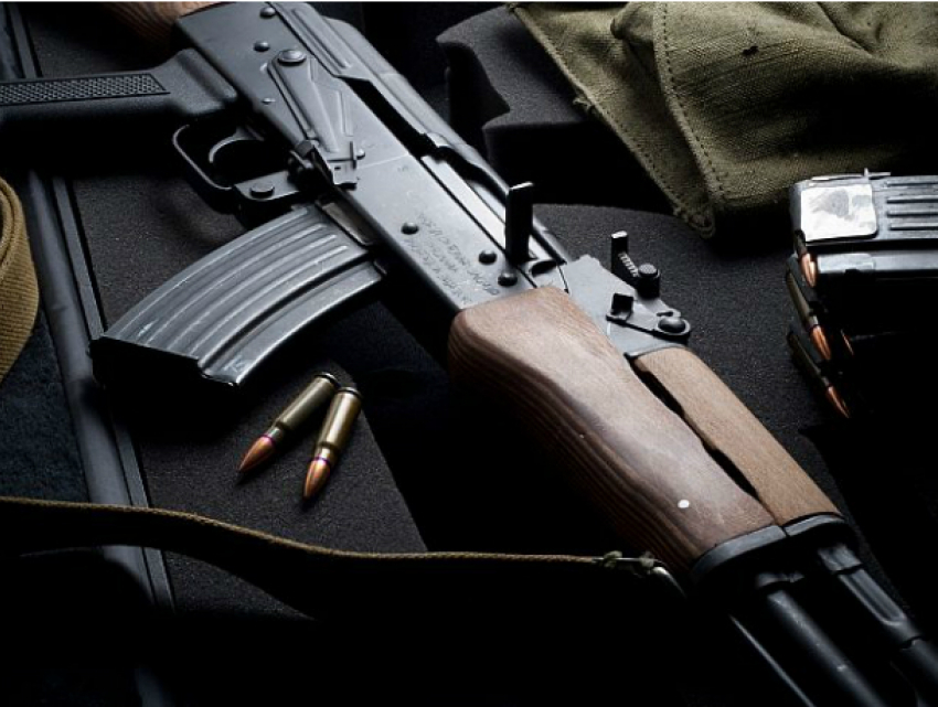 В квартире подозреваемого в мошенничестве ростовского предпринимателя обнаружили оружие и боеприпасы