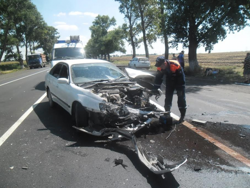 На трассе под Ростовом женщина пострадала в ДТП с грузовиком 