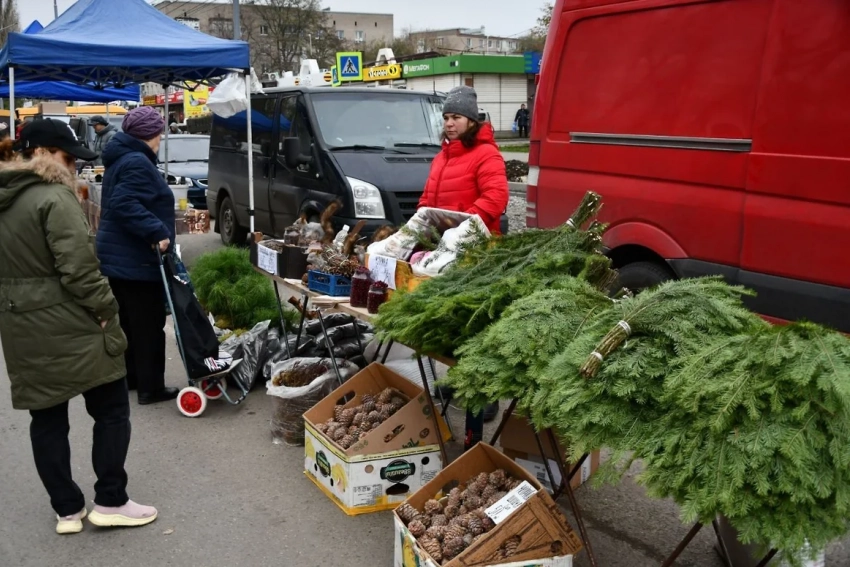 Предновогодние ярмарки пройдут в пяти городах Ростовской области 