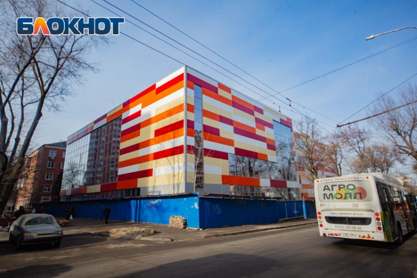 Власти Ростова хотят взыскать 332 тысяч рублей с инвестора за срыв реконструкции «Юбилейного»