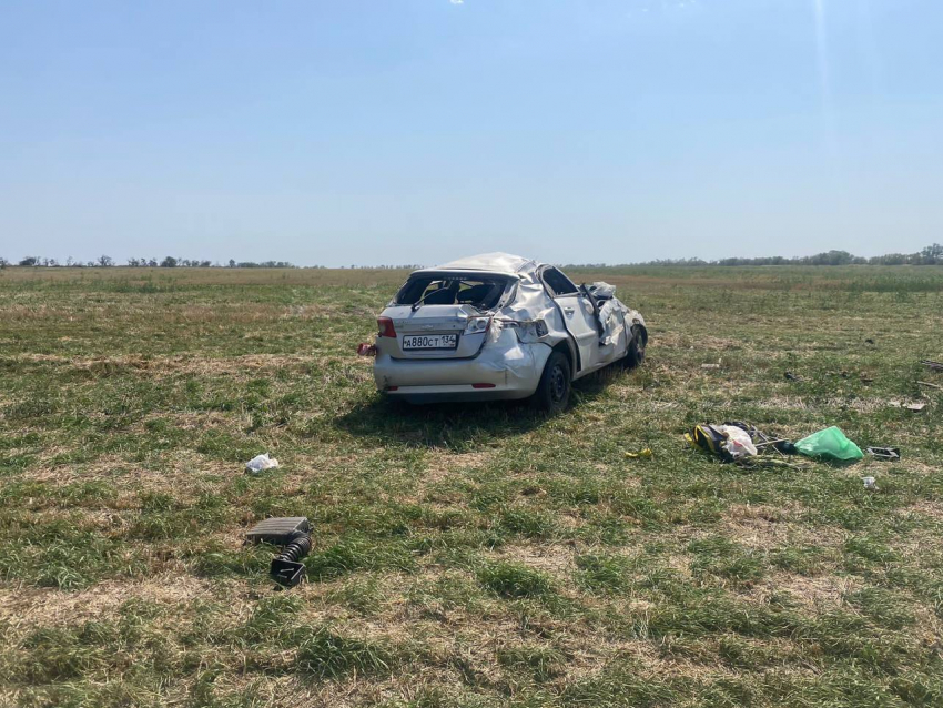В Ростовской области произошла смертельная авария с опрокидыванием автомобиля