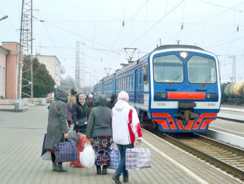 Пункт досмотра пассажиров начал свою работу на пригородном жд-вокзале Ростова