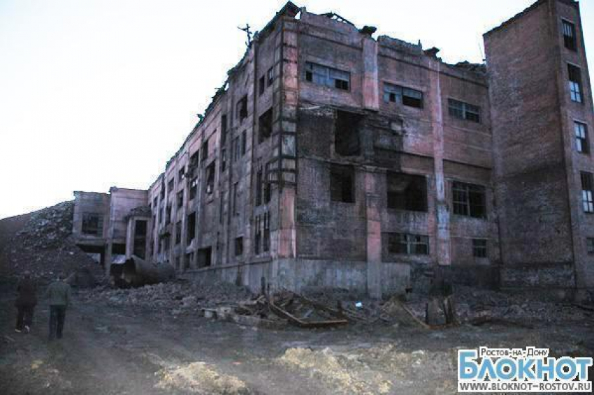 В Донецке во время обрушения здания на месте находились еще трое рабочих