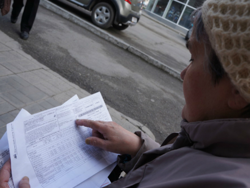 Квитанции за ЖКУ нового образца начали получать жители Ростовской области