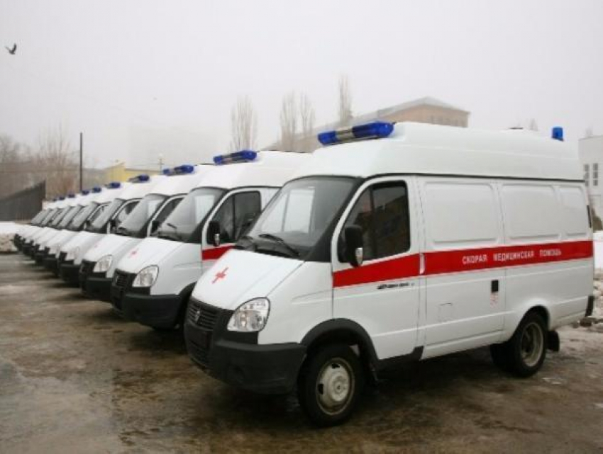 Два новых автомобиля скорой помощи появились в Таганроге