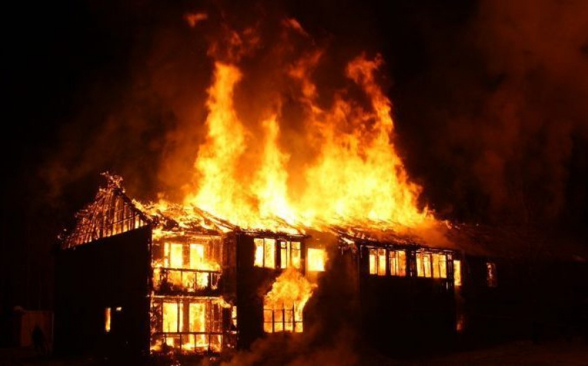 Пожилой житель Аксайского района заживо сгорел на даче под Ростовом