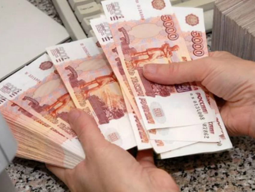 Мошенница выманила 300 тысяч рублей у доверчивой ростовчанки за поступление ее дочери в университет