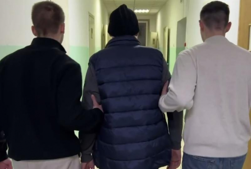 Ростовчанин задержал и передал полицейским магазинного вора-рецидивиста