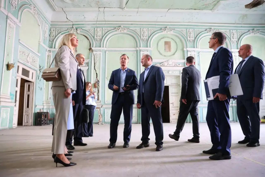 Глава Ростова рассказал о сохранении объектов культурного наследия