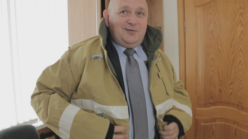 В Ростовской области глава сельского поселения сам тушит пожары