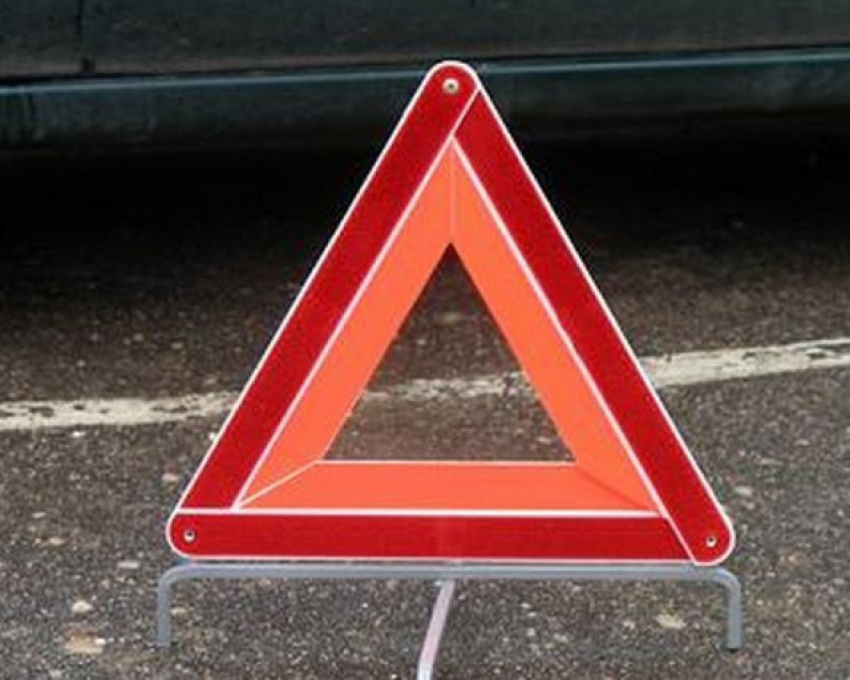 Два человека погибли в ДТП на трассе Ростов-Ставрополь, еще двое пострадали